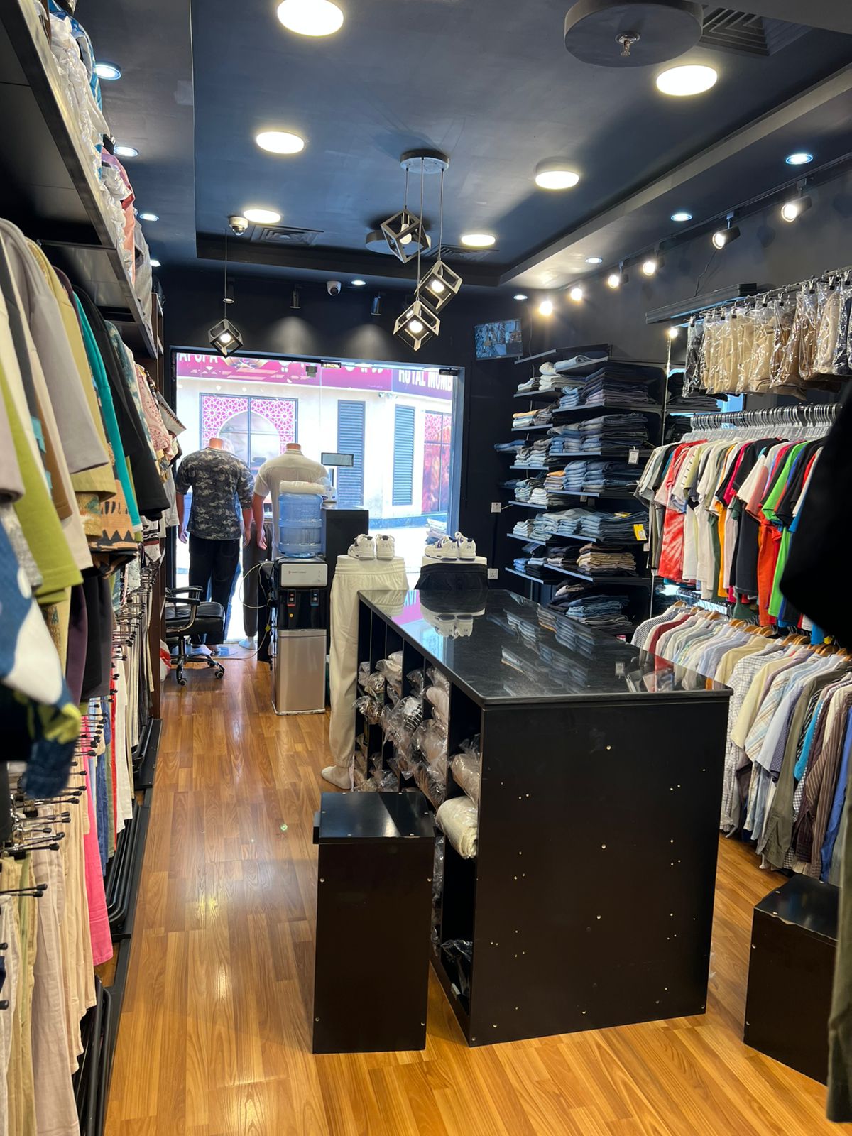 Men Store Garment